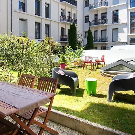 Carré Royal En Hypercentre Avec Jardin Terrasse Privatif