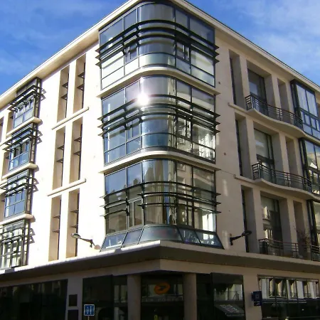 Carré Royal En Hypercentre Avec Jardin Terrasse Privatif *